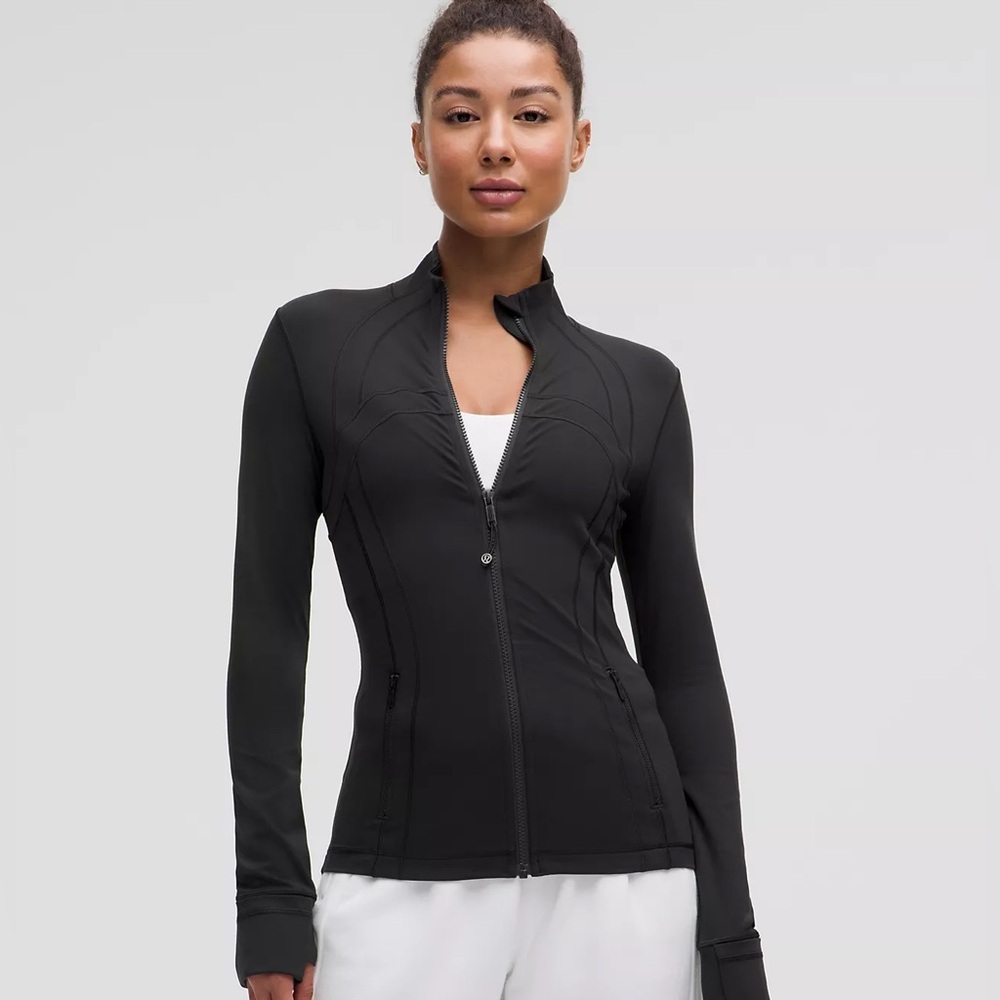 Black define jacket size 2 in good condition